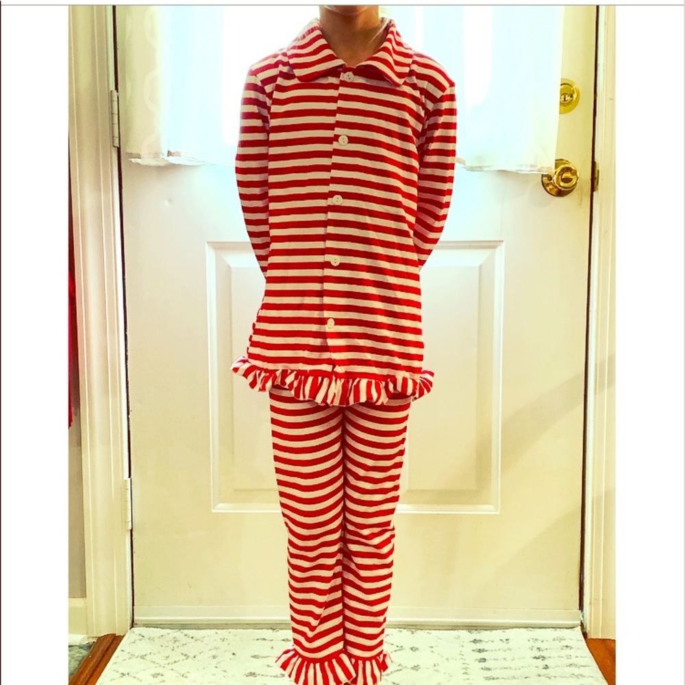Girls’ red and white stripes ruffle pajamas